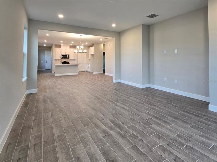 Image No.7-2 Bed House for sale