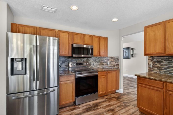 Image No.11-5 Bed House for sale