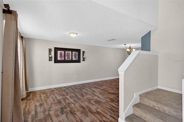 Image No.22-5 Bed House for sale