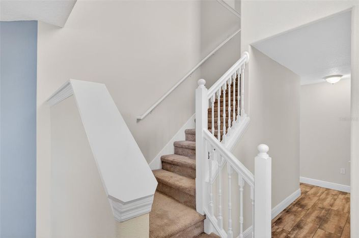 Image No.23-5 Bed House for sale