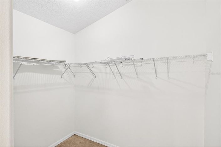 Image No.32-5 Bed House for sale