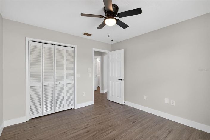 Image No.17-3 Bed House for sale