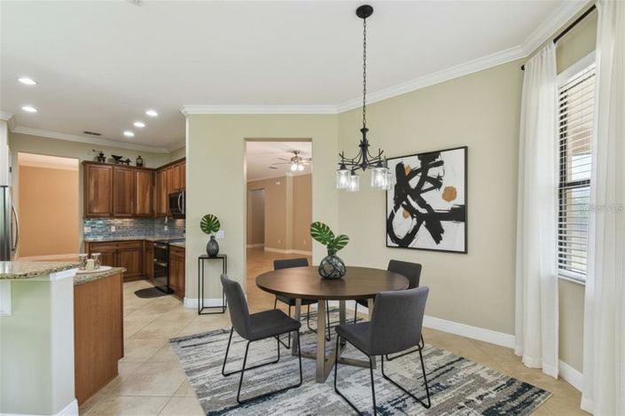 Image No.13-2 Bed House for sale