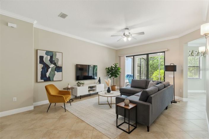 Image No.5-2 Bed House for sale