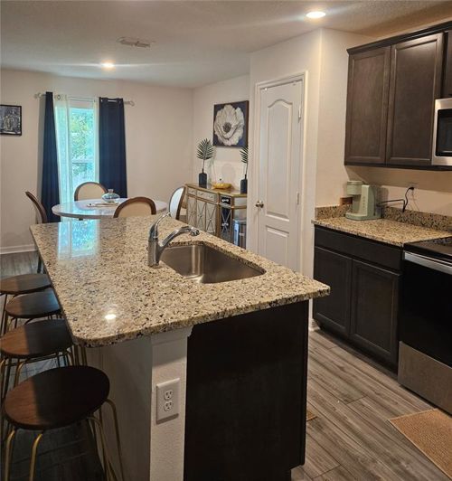 Image No.5-3 Bed House for sale