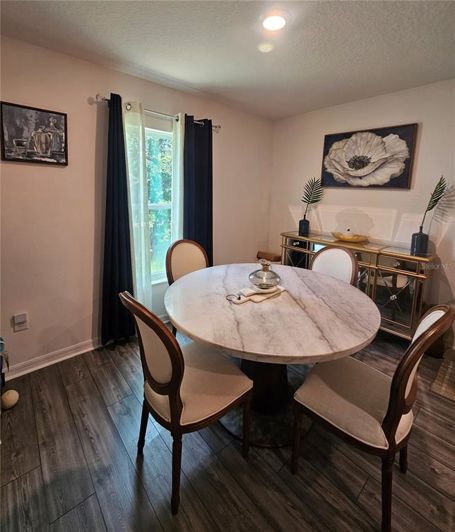 Image No.7-3 Bed House for sale