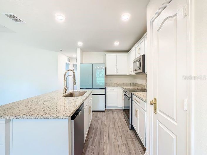 Image No.11-3 Bed House for sale