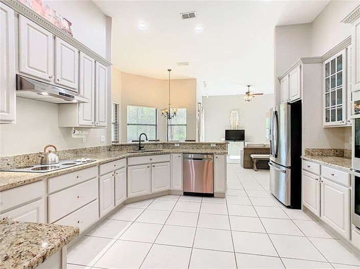 Image No.10-4 Bed House for sale