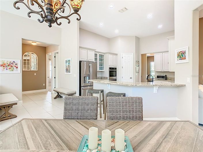 Image No.17-4 Bed House for sale