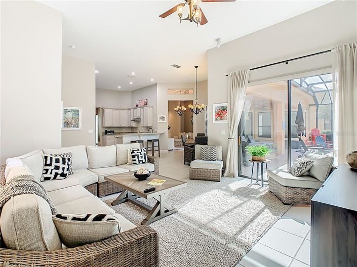 Image No.19-4 Bed House for sale