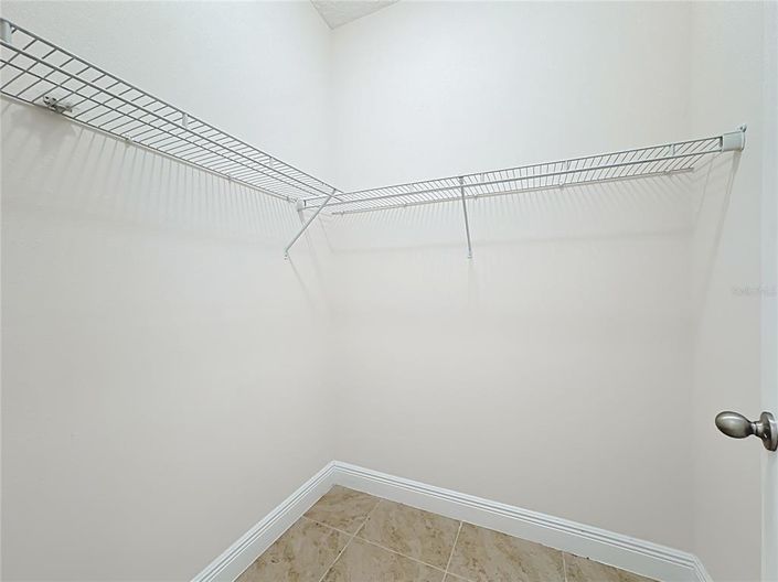 Image No.20-3 Bed House for sale