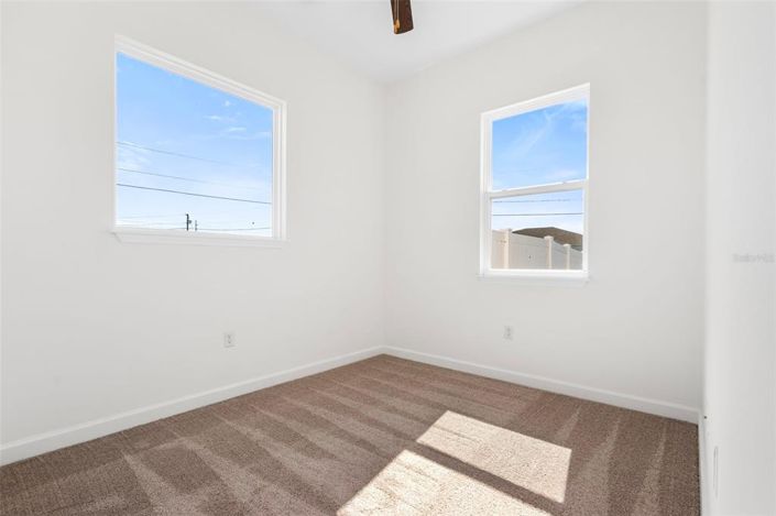 Image No.15-3 Bed House for sale