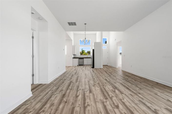 Image No.5-3 Bed House for sale