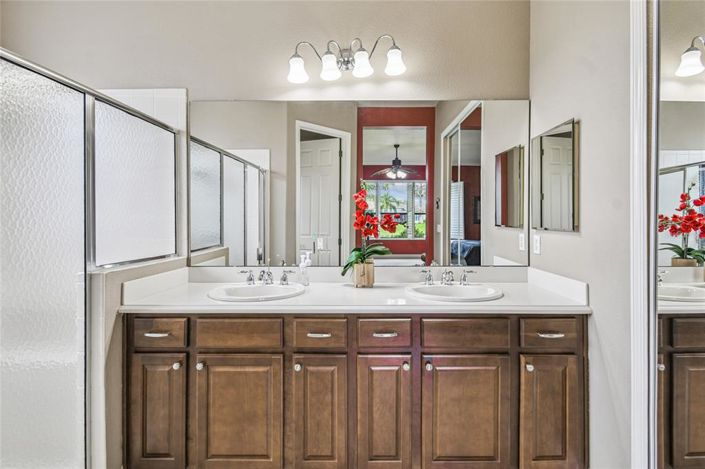 Image No.30-2 Bed House for sale