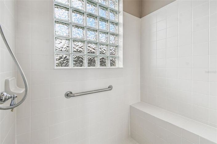 Image No.32-2 Bed House for sale