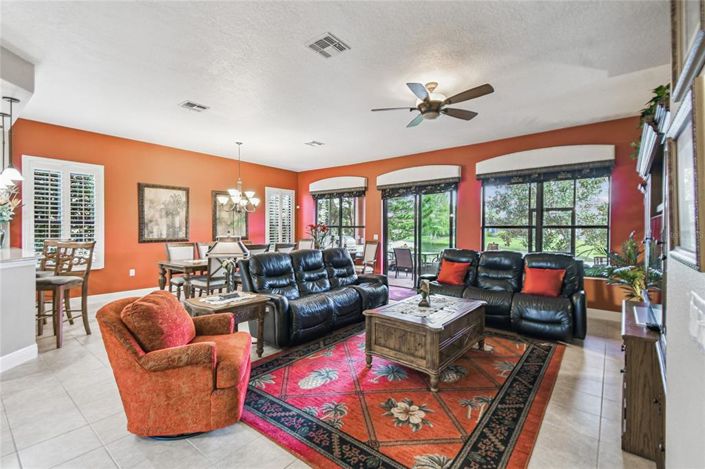 Image No.4-2 Bed House for sale