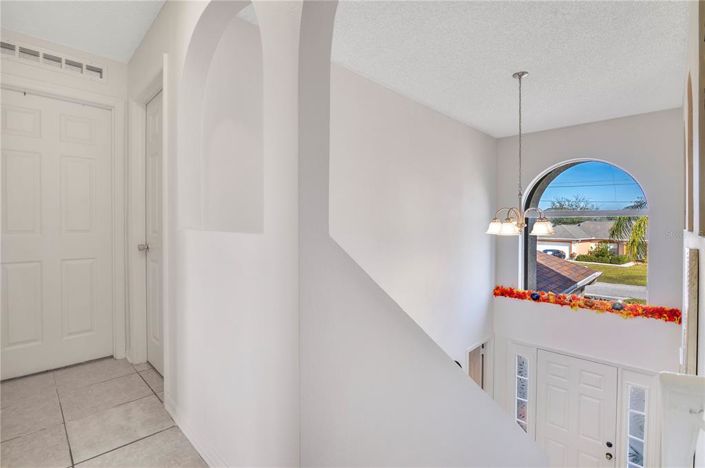 Image No.13-4 Bed House for sale