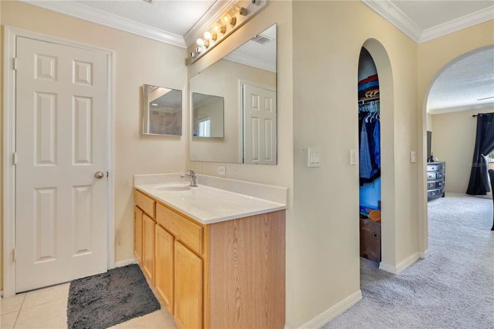 Image No.17-4 Bed House for sale