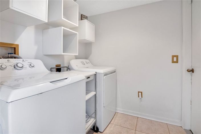 Image No.22-4 Bed House for sale