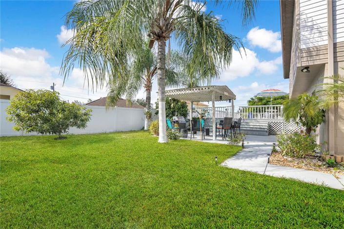 Image No.26-4 Bed House for sale