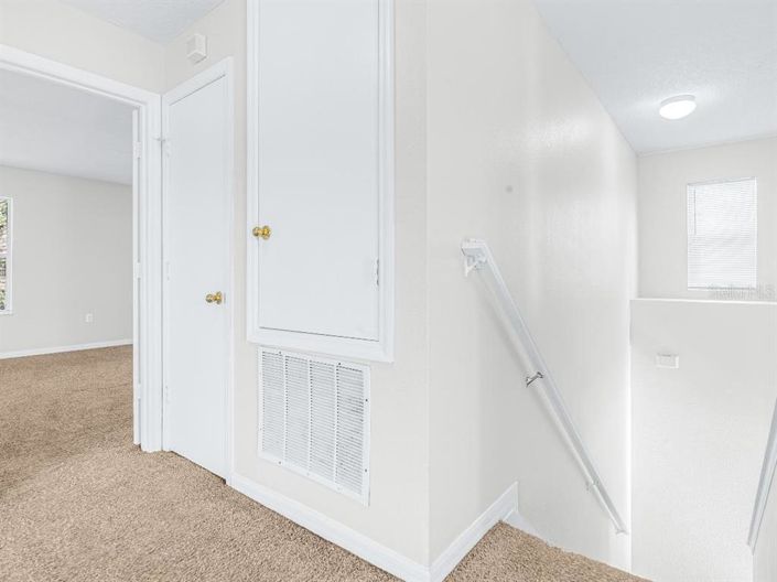 Image No.10-3 Bed House for sale