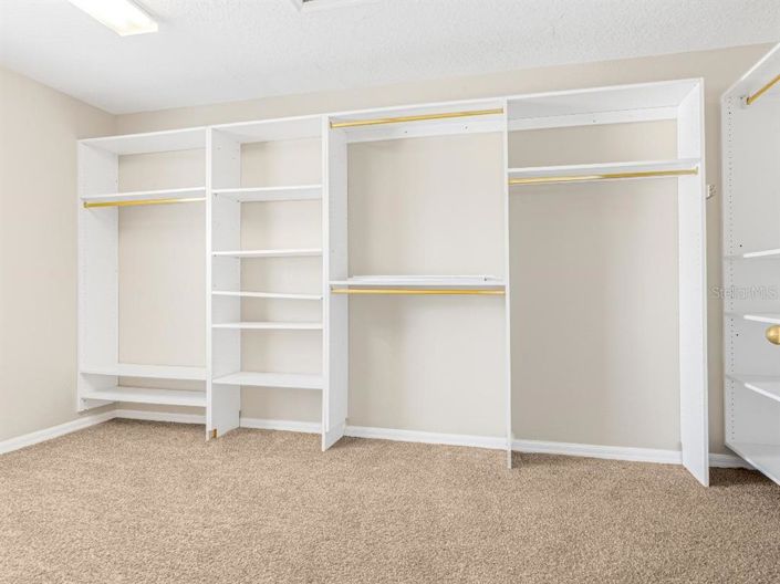 Image No.19-3 Bed House for sale