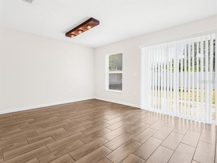 Image No.5-3 Bed House for sale