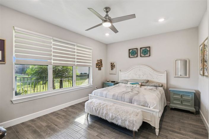 Image No.18-3 Bed House for sale