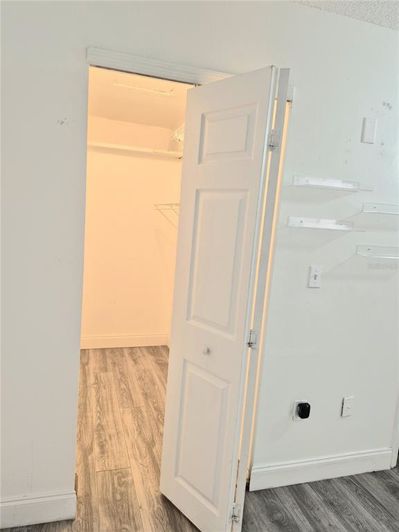 Image No.15-3 Bed House for sale