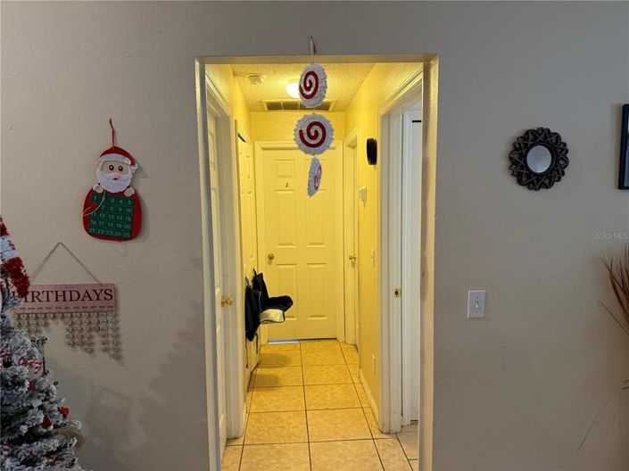 Image No.10-3 Bed House for sale