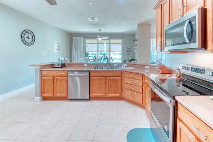 Image No.15-3 Bed House for sale