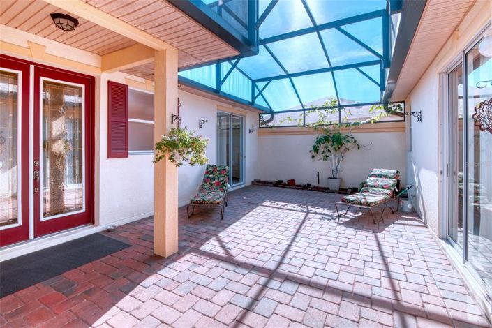 Image No.18-3 Bed House for sale