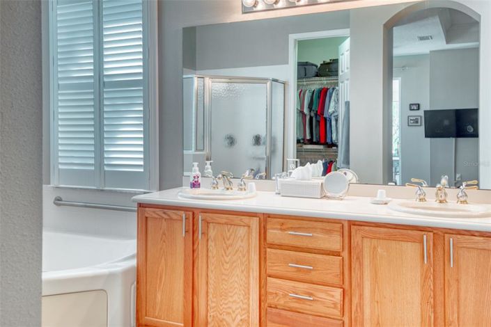 Image No.28-3 Bed House for sale