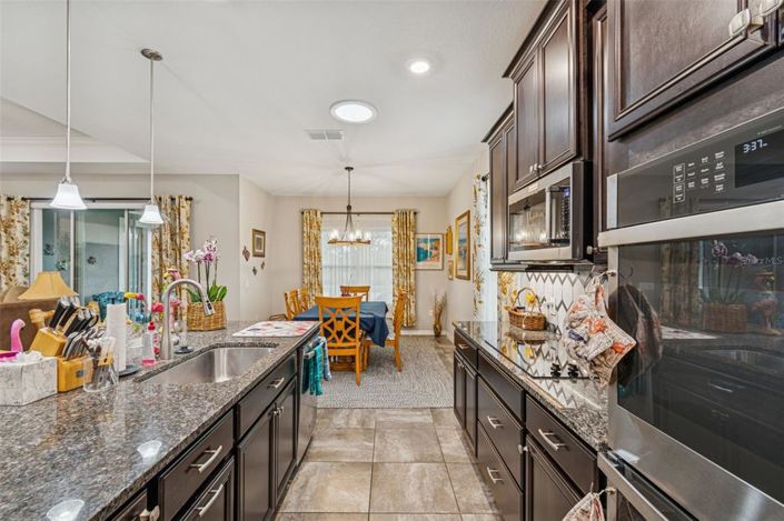 Image No.12-3 Bed House for sale