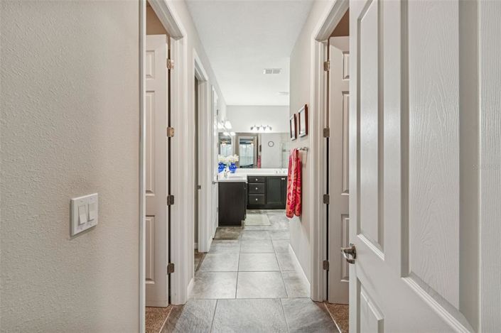 Image No.18-3 Bed House for sale