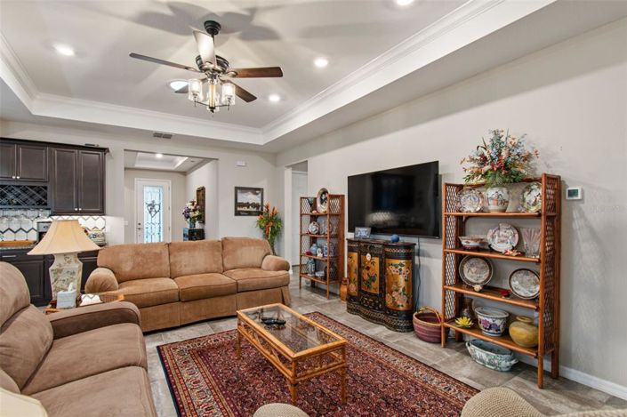 Image No.7-3 Bed House for sale