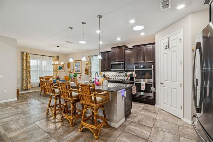 Image No.9-3 Bed House for sale