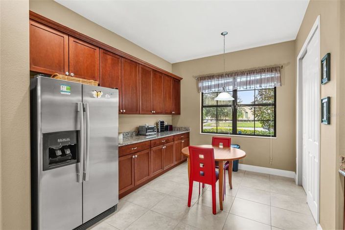 Image No.11-2 Bed House for sale