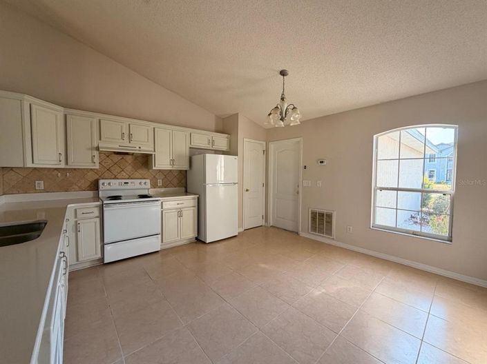 Image No.3-3 Bed House for sale