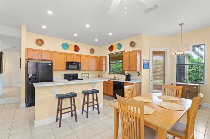 Image No.13-2 Bed House for sale