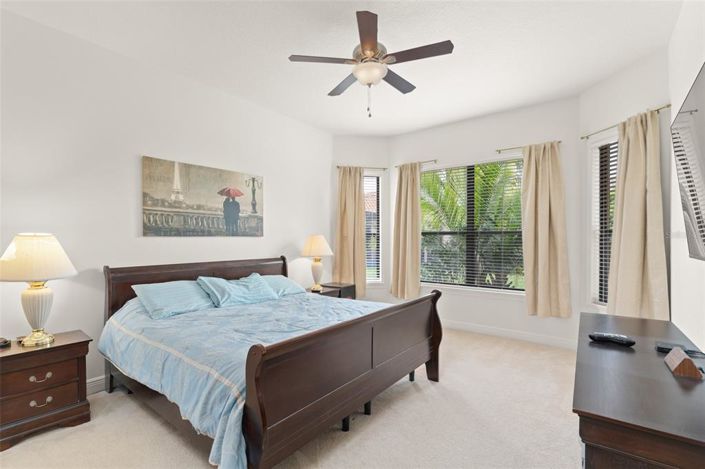 Image No.18-2 Bed House for sale