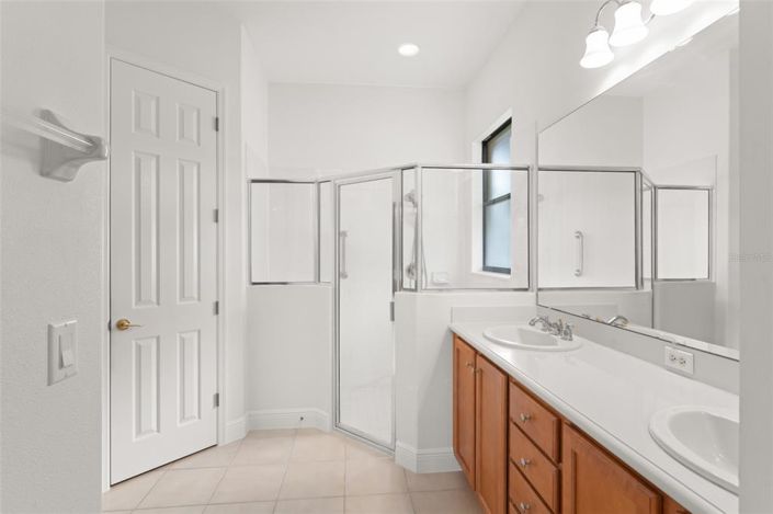 Image No.21-2 Bed House for sale