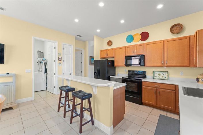 Image No.8-2 Bed House for sale