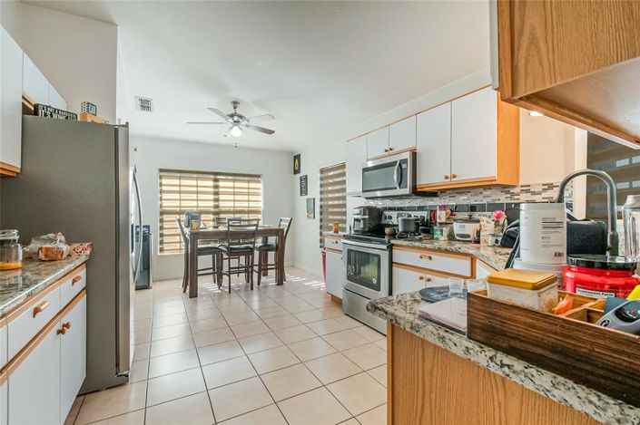 Image No.14-2 Bed House for sale