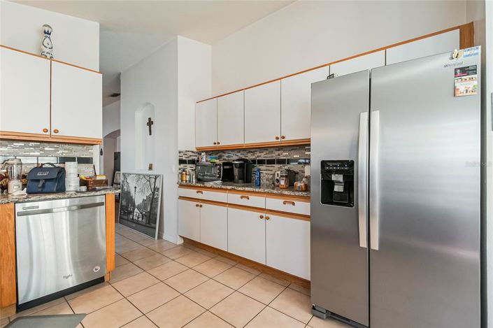 Image No.17-2 Bed House for sale