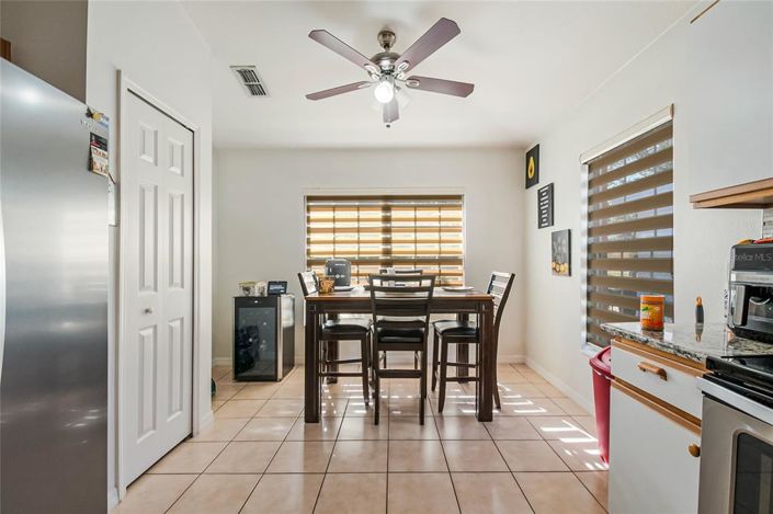 Image No.18-2 Bed House for sale