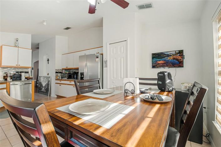 Image No.19-2 Bed House for sale