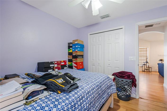 Image No.28-2 Bed House for sale