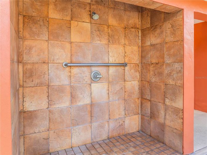 Image No.44-2 Bed House for sale