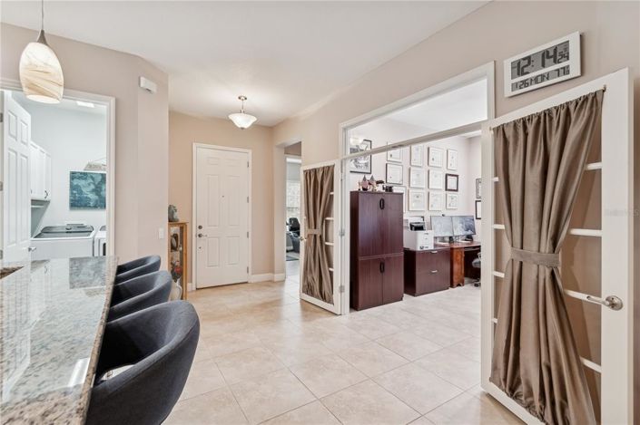 Image No.21-3 Bed House for sale